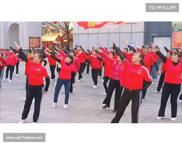 天津社区健身操舞标准化普及，指导员深入基层